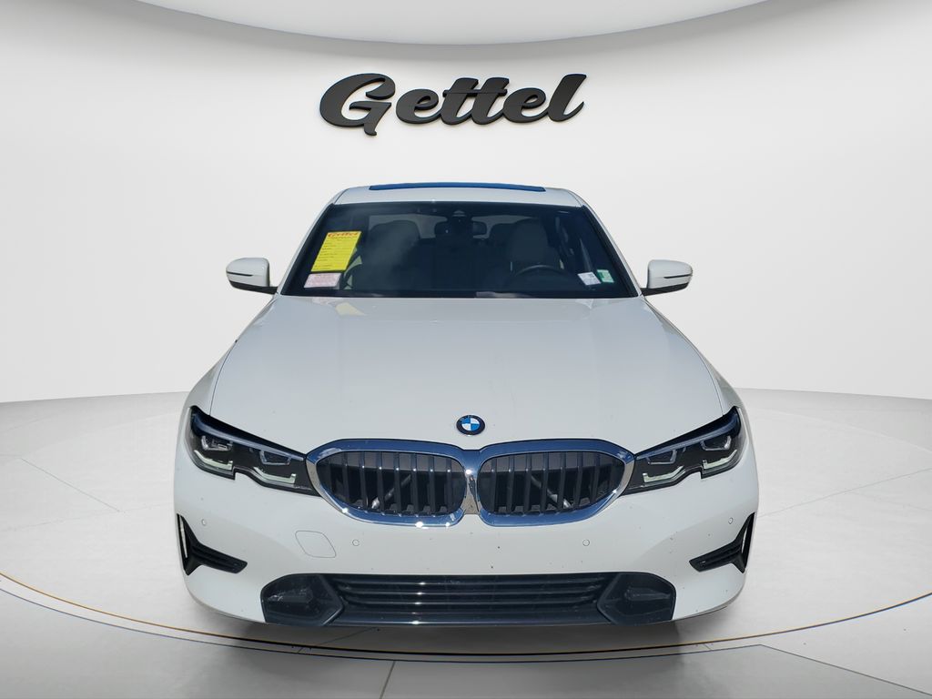 Used 2022 White BMW 330i image 2