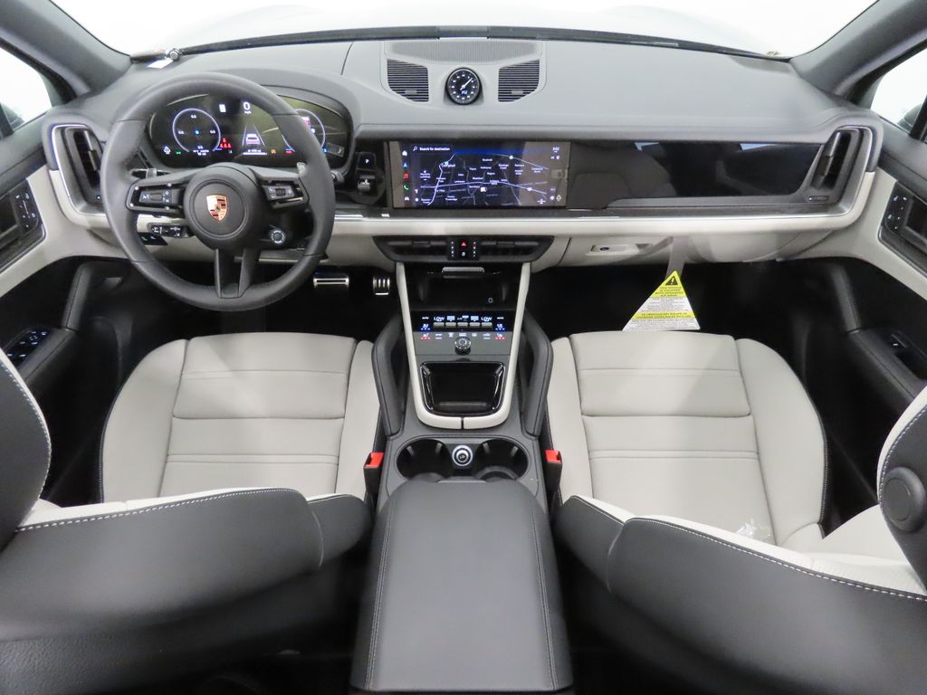Thumbnail: 2026 Porsche Cayenne - 16