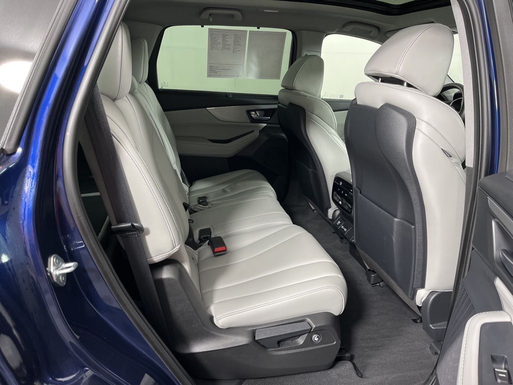 Thumbnail: 2023 Acura MDX - 6