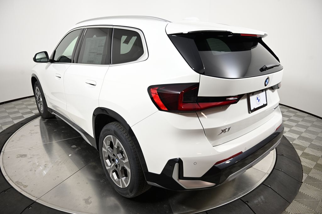 2025 BMW X1 xDrive28i 3