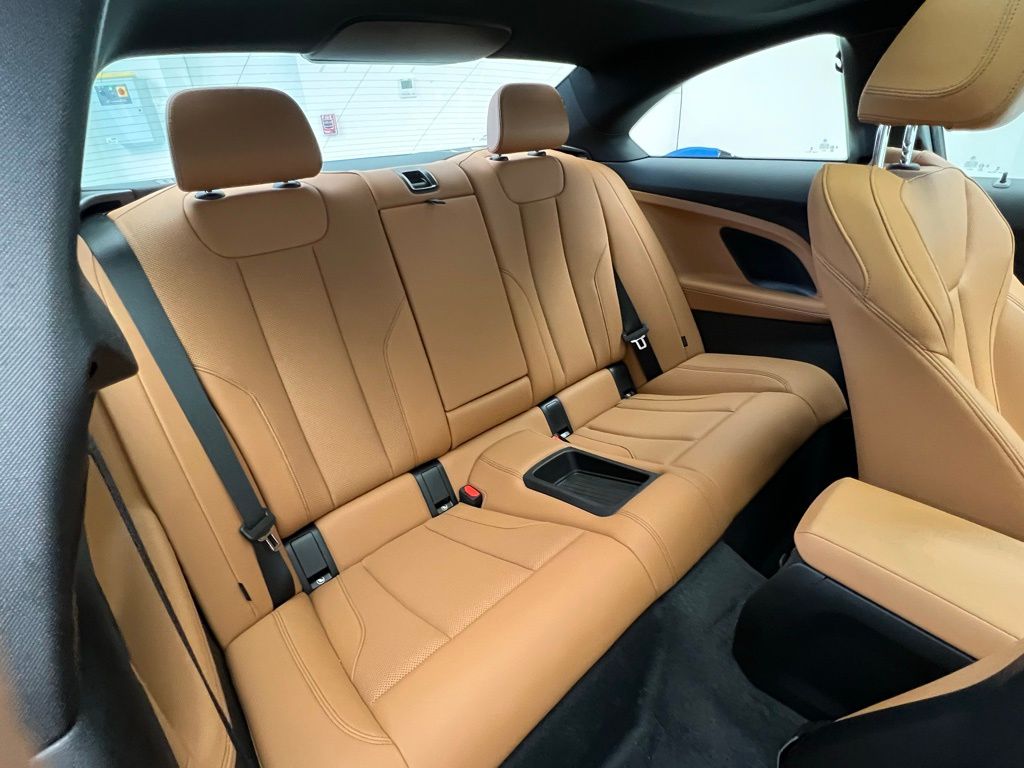 Thumbnail: 2024 BMW 2 Series - 8