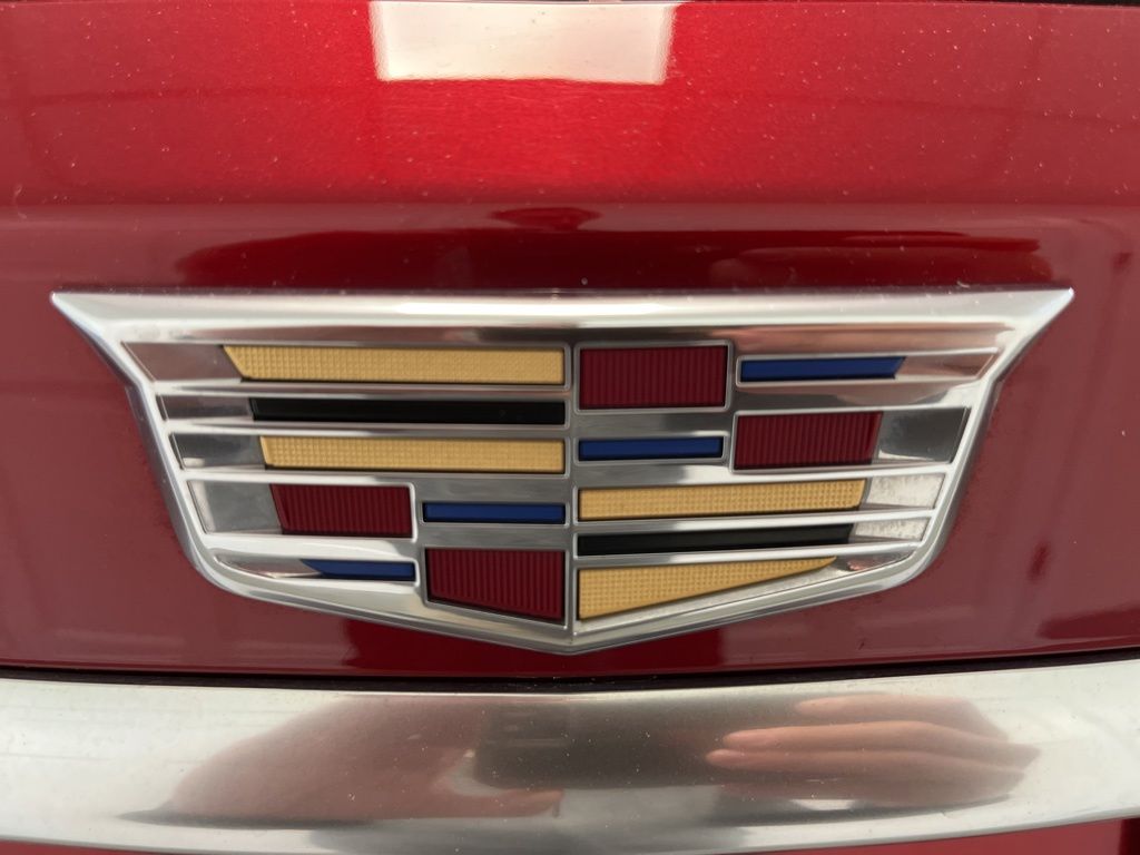 used 2025 Cadillac XT6 car, priced at $52,995