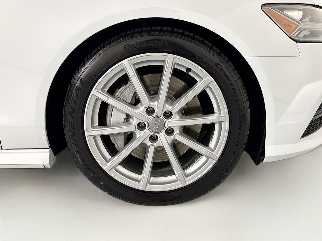 Thumbnail: 2018 Audi A6 - 32