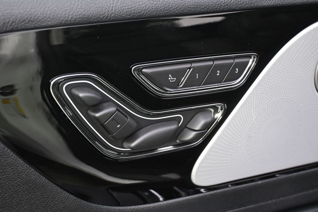 New 2026 White Lincoln Reserve image 14