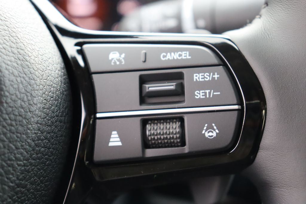 2025 Honda Accord Touring 31