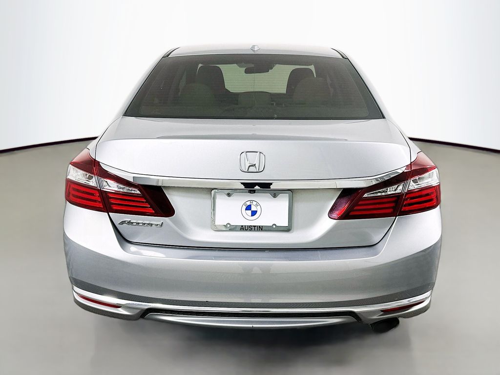 Thumbnail: 2016 Honda Accord - 6