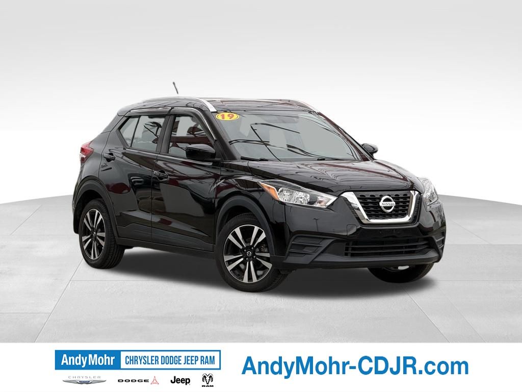 Super Black 2019 Nissan Kicks SV FWD SUV / Crossover Front-Wheel Drive Continuously Variable Transmission