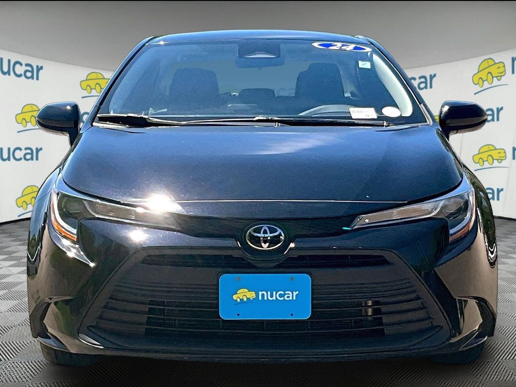 2024 Toyota Corolla — photo 2