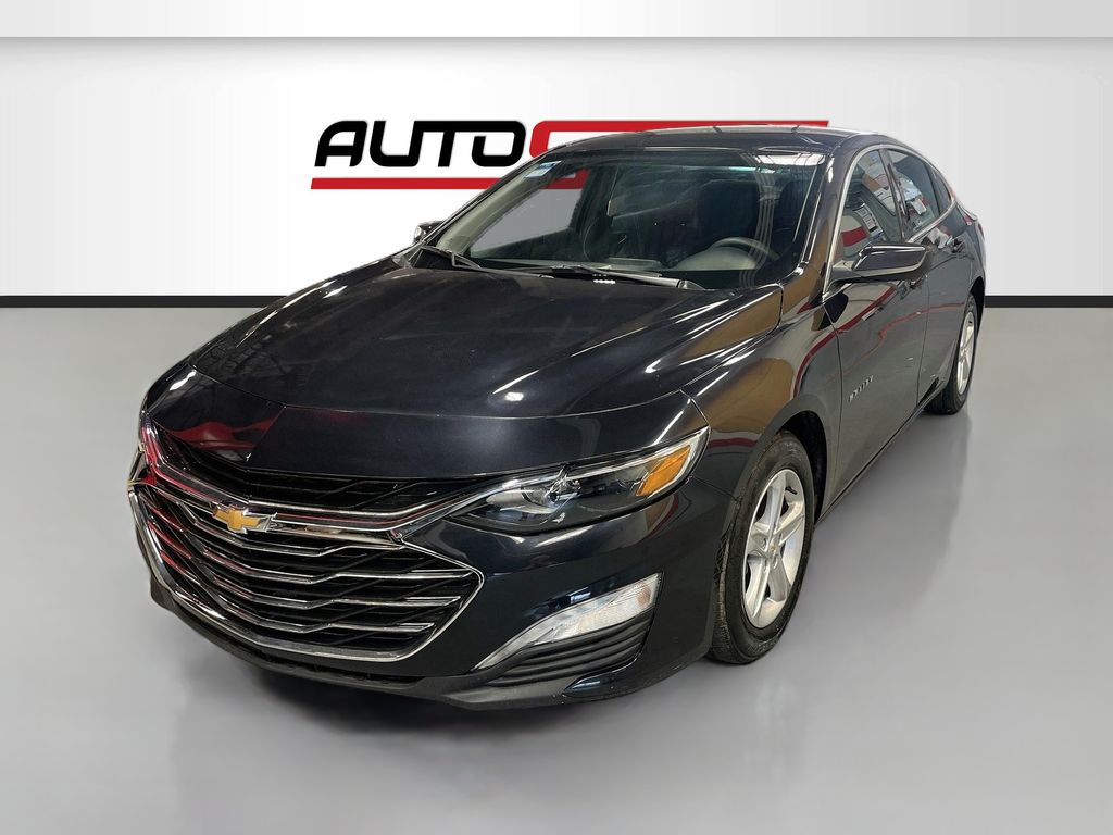 Used 2023 Dark Ash Metallic Chevrolet LT image 3