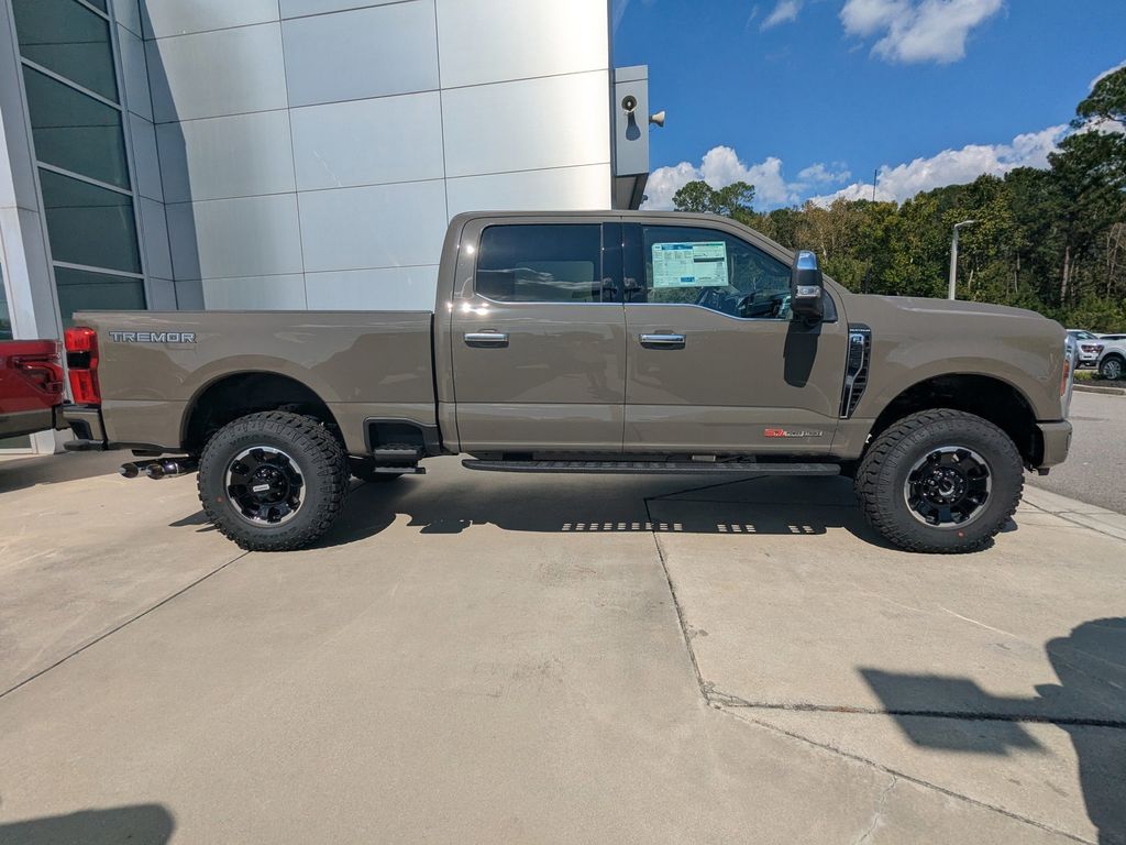 2026 Ford Super Duty F-350 SRW Platinum