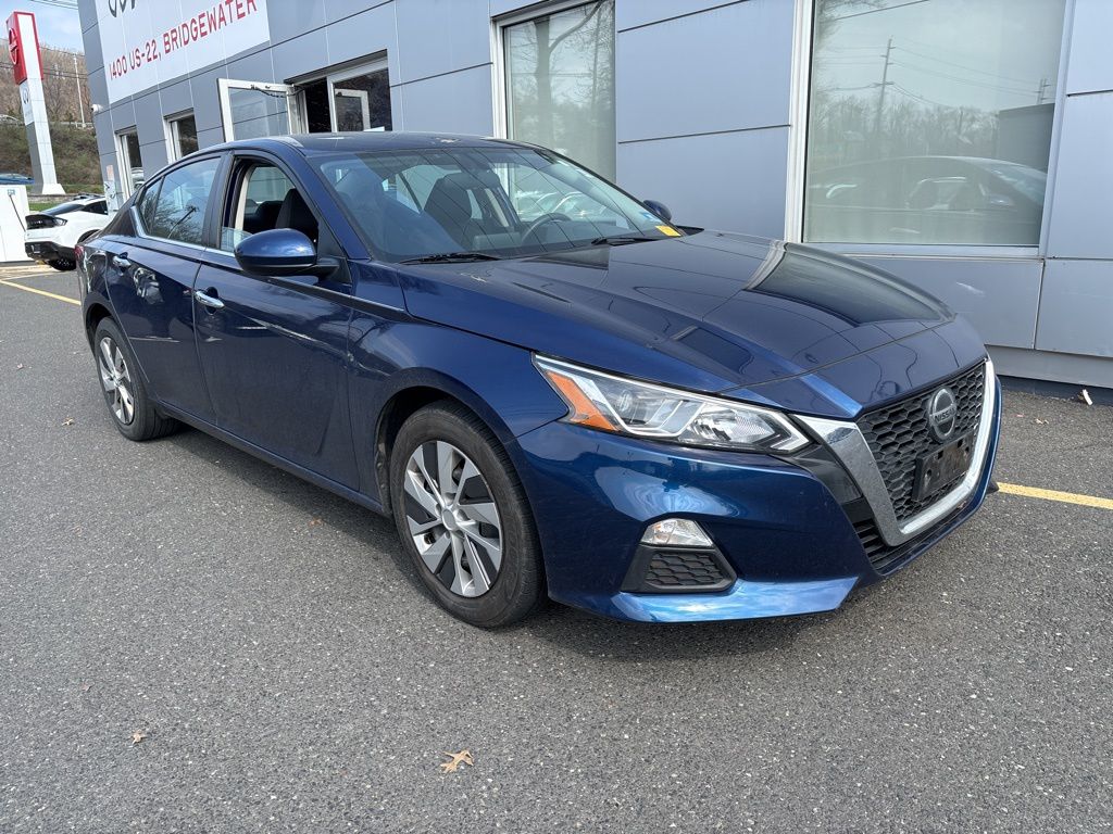 Deep Blue Pearl 2020 Nissan Altima 2.5 S FWD Sedan Front-Wheel Drive Continuously Variable Transmission