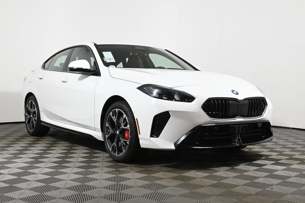 Thumbnail: 2026 BMW 2 Series - 9