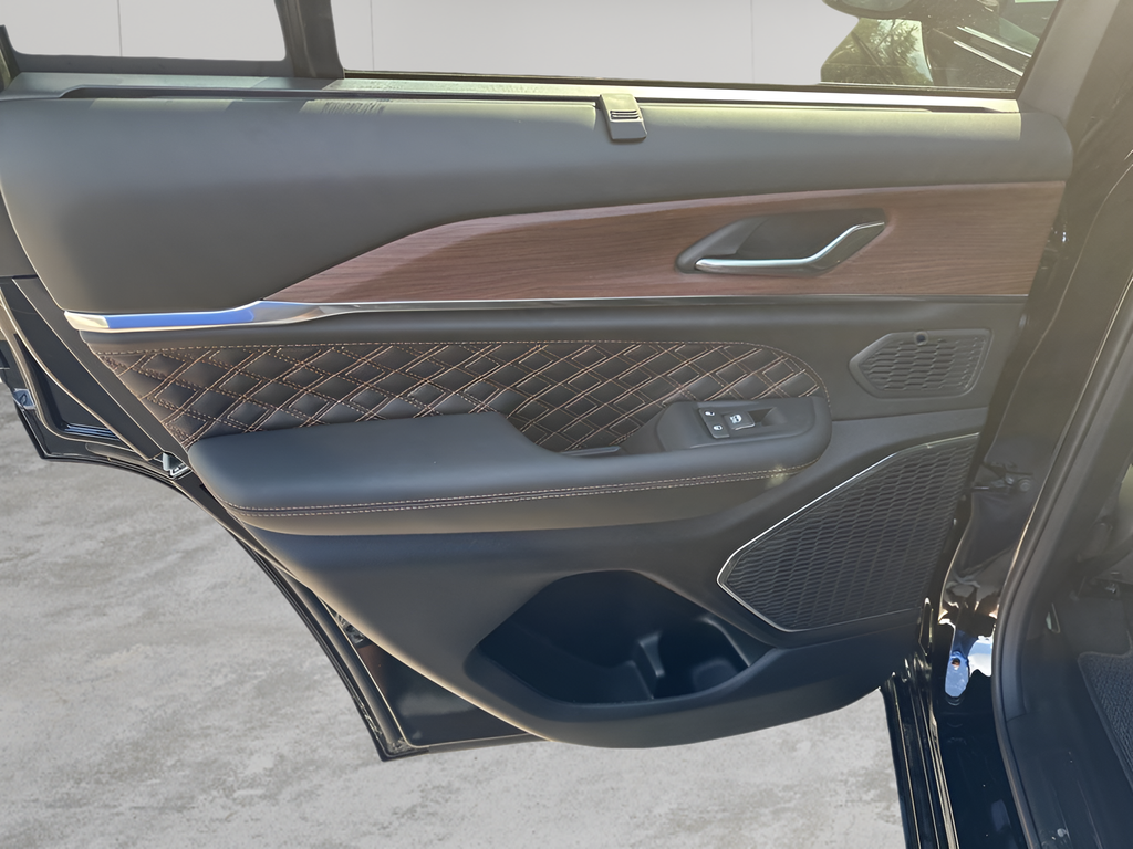 New Car 2025 Jeep Grand Cherokee  Summit For Sale Under $70,000 In Austin, Texas