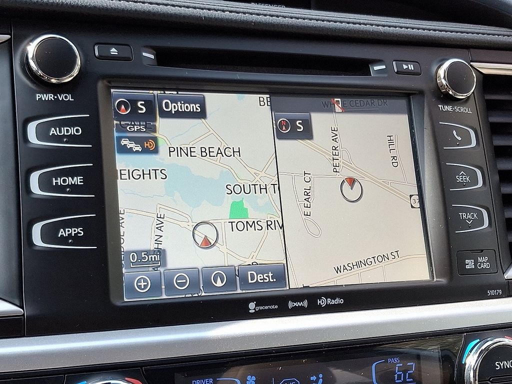 Thumbnail: 2018 Toyota Highlander - 17