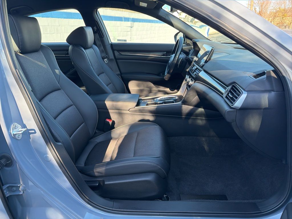 Thumbnail: 2022 Honda Accord - 24