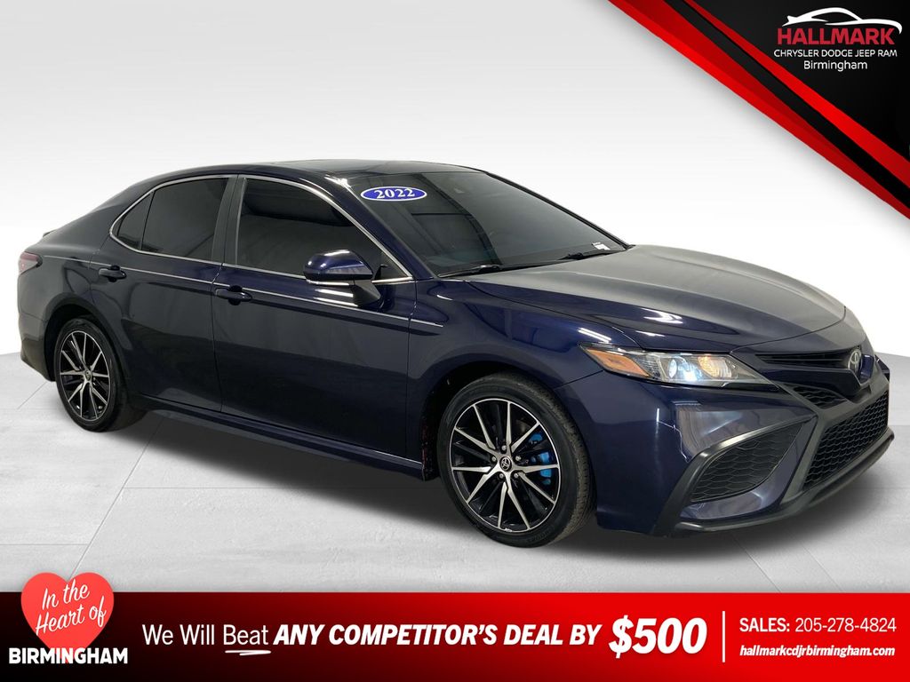 2022 Toyota Camry SE