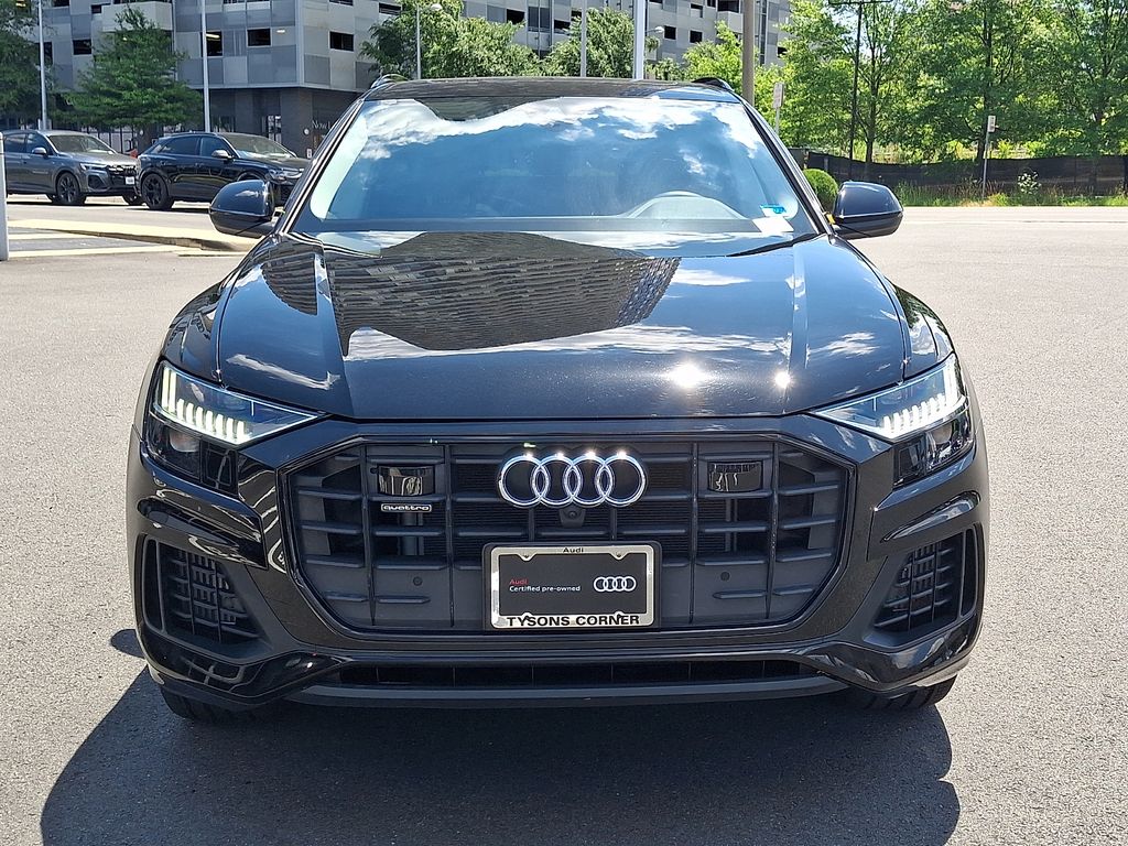 Thumbnail: 2023 Audi Q8 - 2