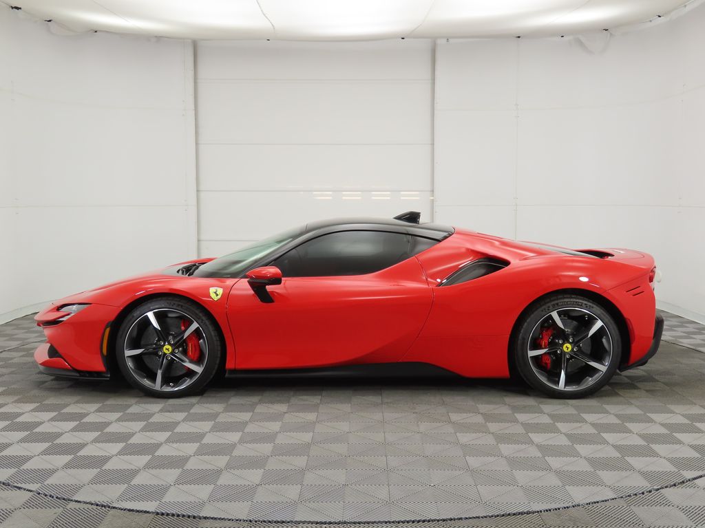 2023 Ferrari SF90 Stradale 8