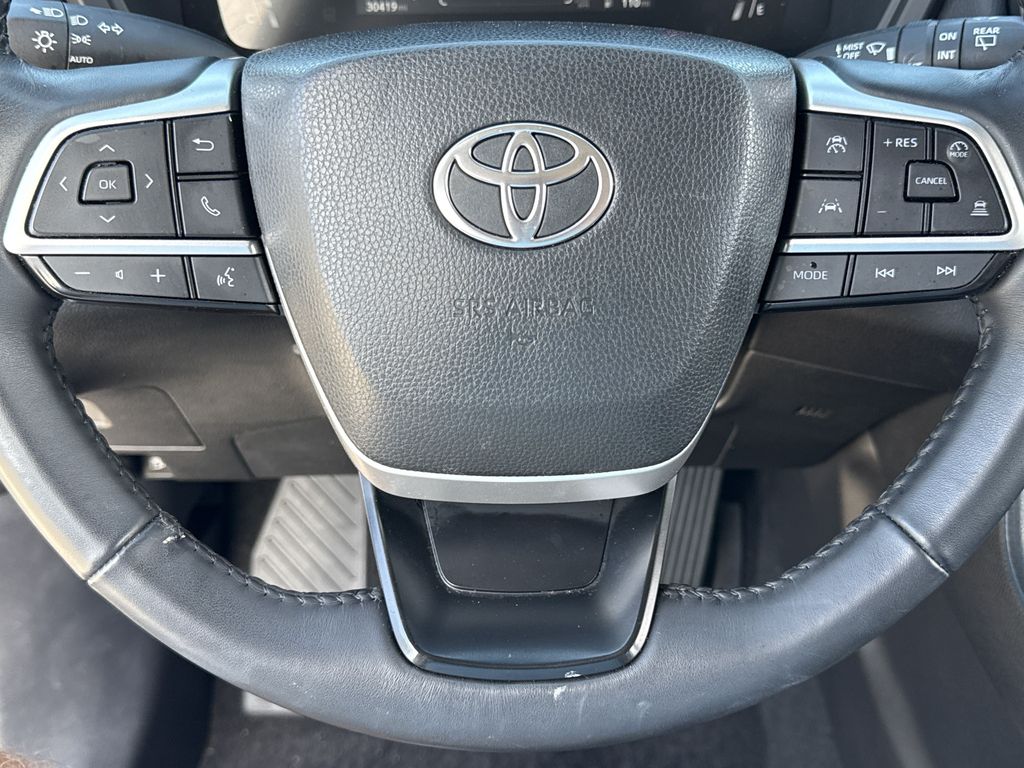 Used 2025 Toyota Grand Highlander SUV