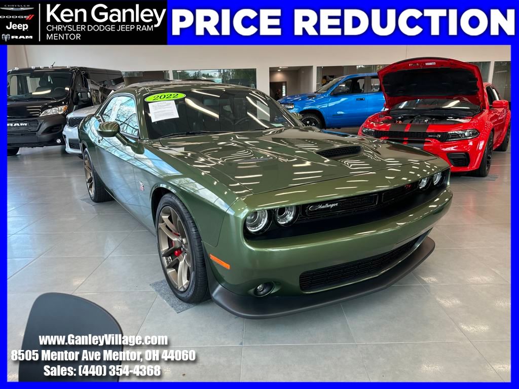 2022 Dodge Challenger R/T Scat Pack photo