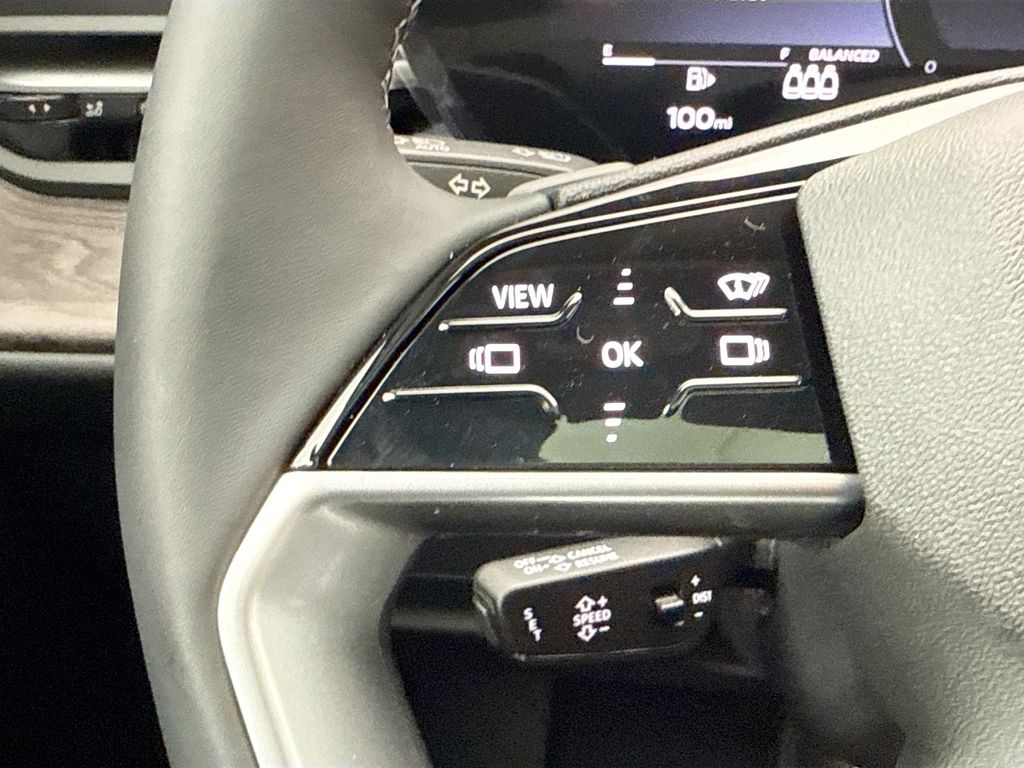 Thumbnail: 2025 Audi Q5 - 12