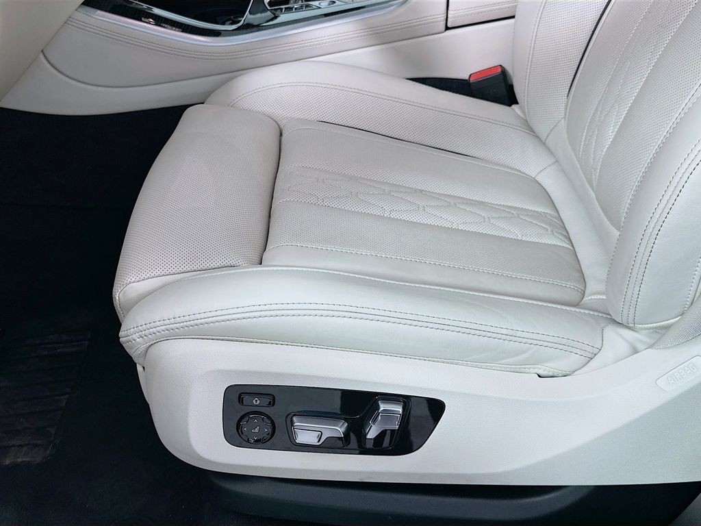 Thumbnail: 2025 BMW X5 - 20