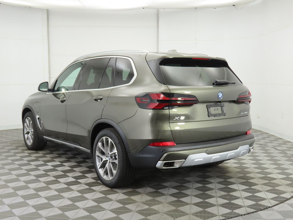 Thumbnail: 2026 BMW X5 - 7