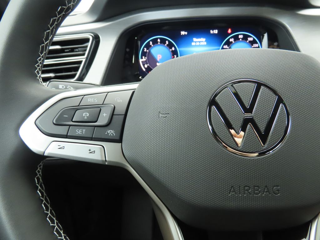 Thumbnail: 2026 Volkswagen Atlas - 11