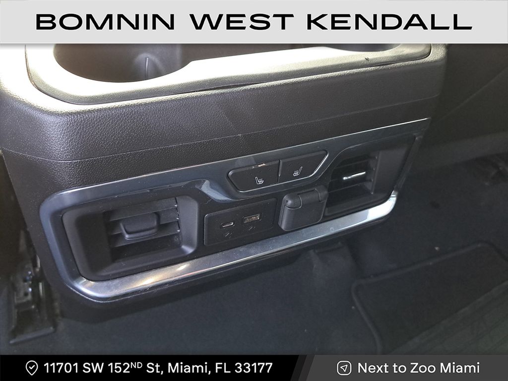 2021 Chevrolet Silverado 3500HD High Country photo