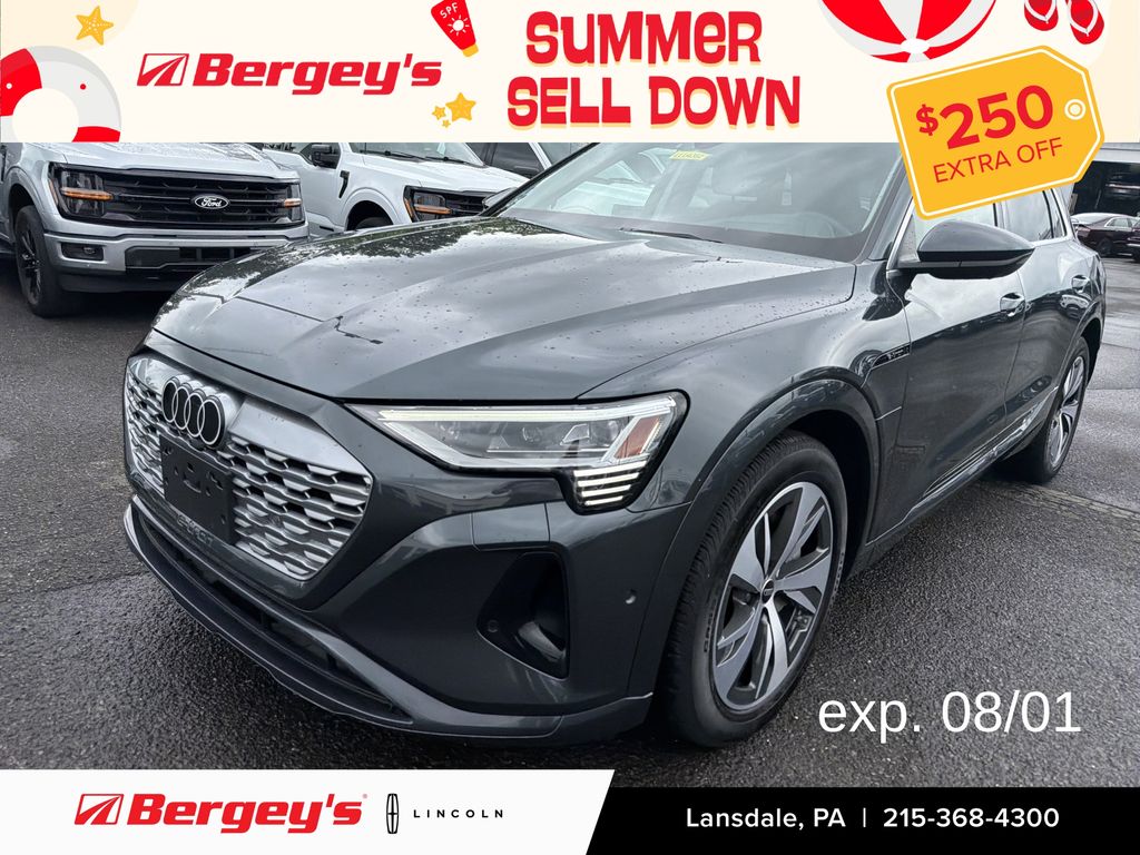 2024 Audi Q8 e-tron quattro Prestige AWD