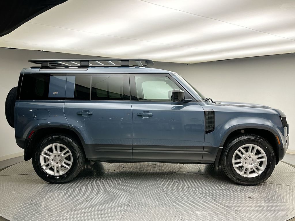 Thumbnail: 2020 Land Rover Defender - 4