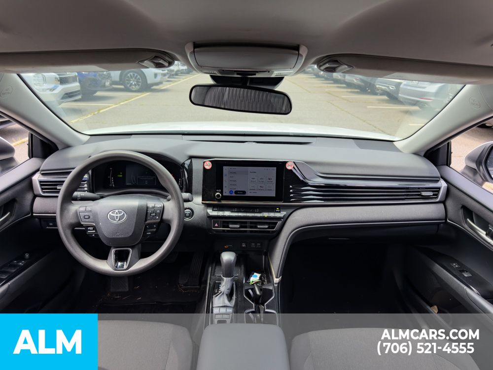 Used 2025 White Toyota LE image 18
