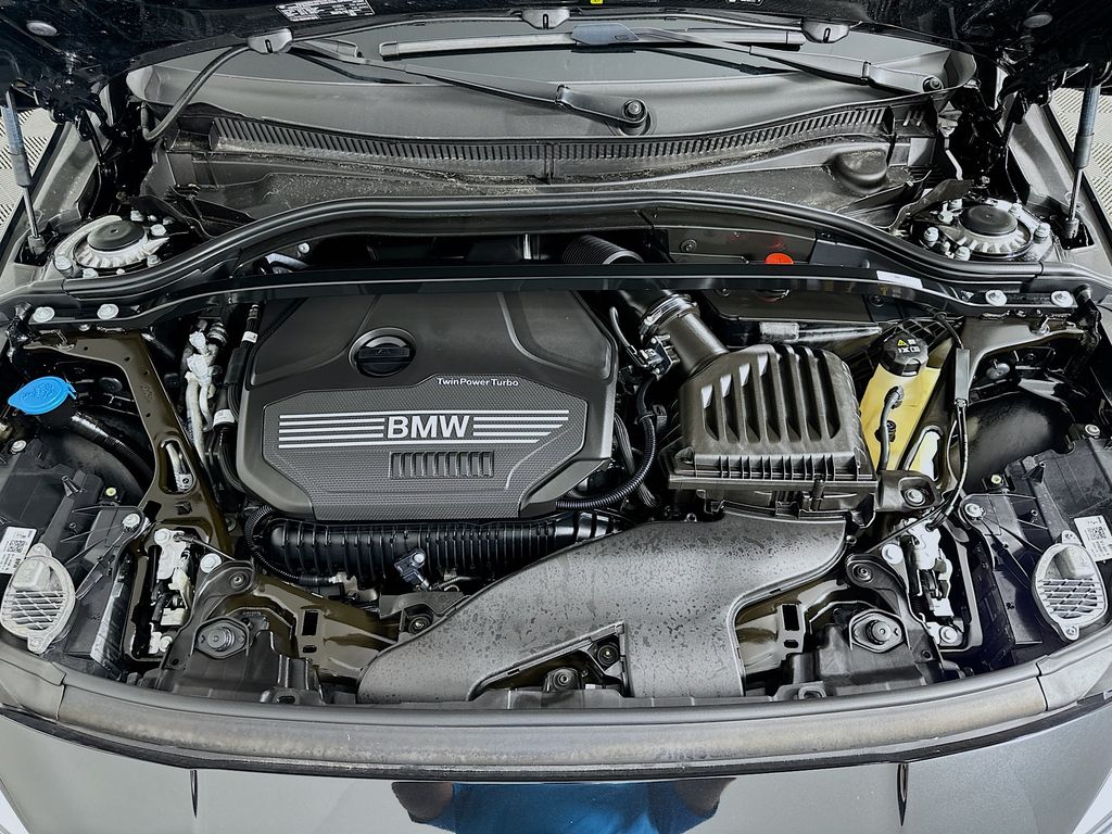 Thumbnail: 2024 BMW 2 Series - 31