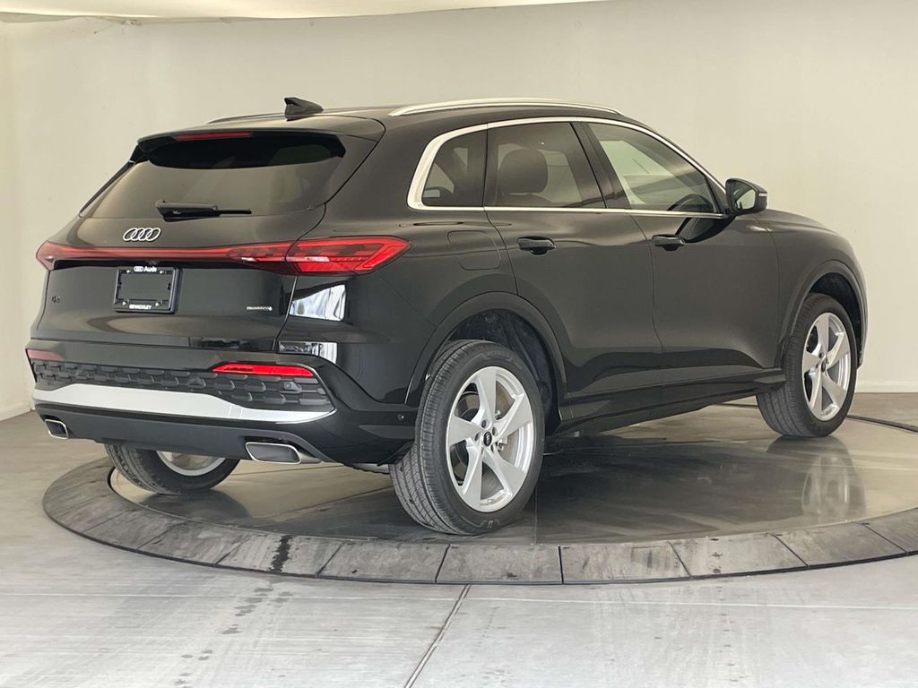 2025 Audi Q5 2.0T Premium Plus - 6