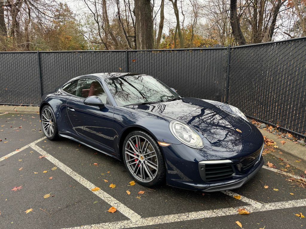 2018 Porsche 911 Carrera S 31