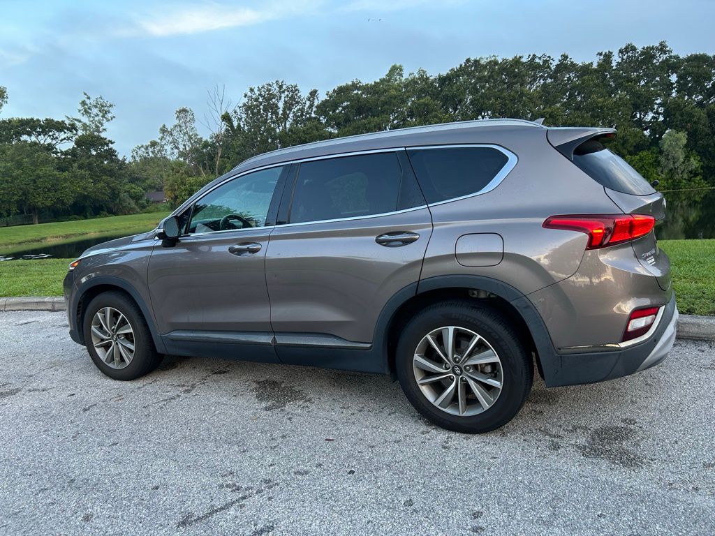Thumbnail: 2020 Hyundai Santa Fe - 3