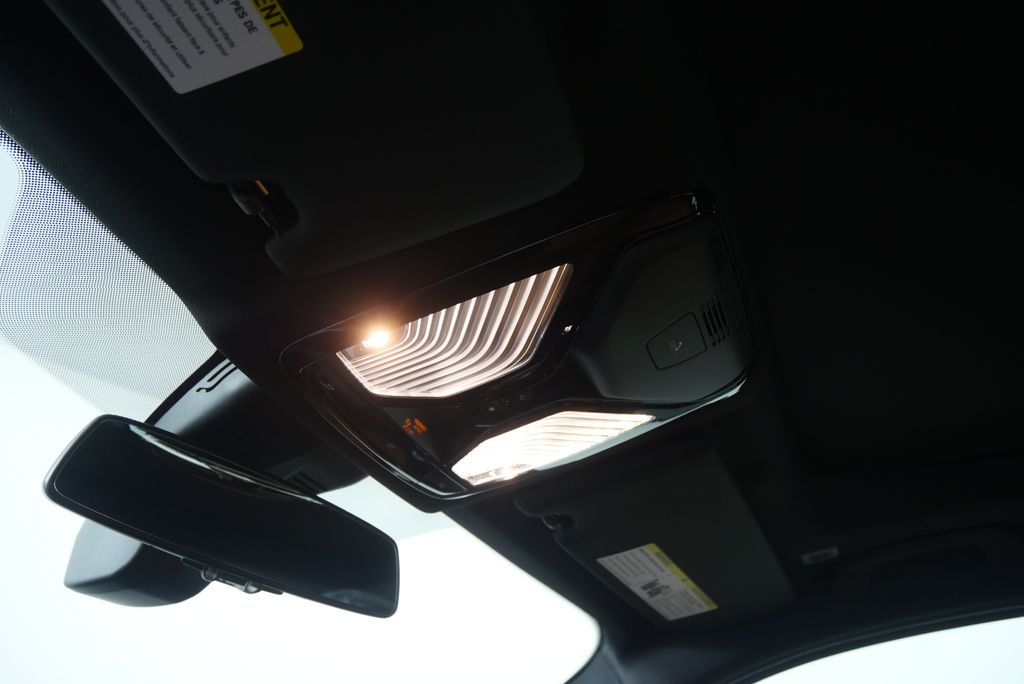 Thumbnail: 2026 BMW 3 Series - 20