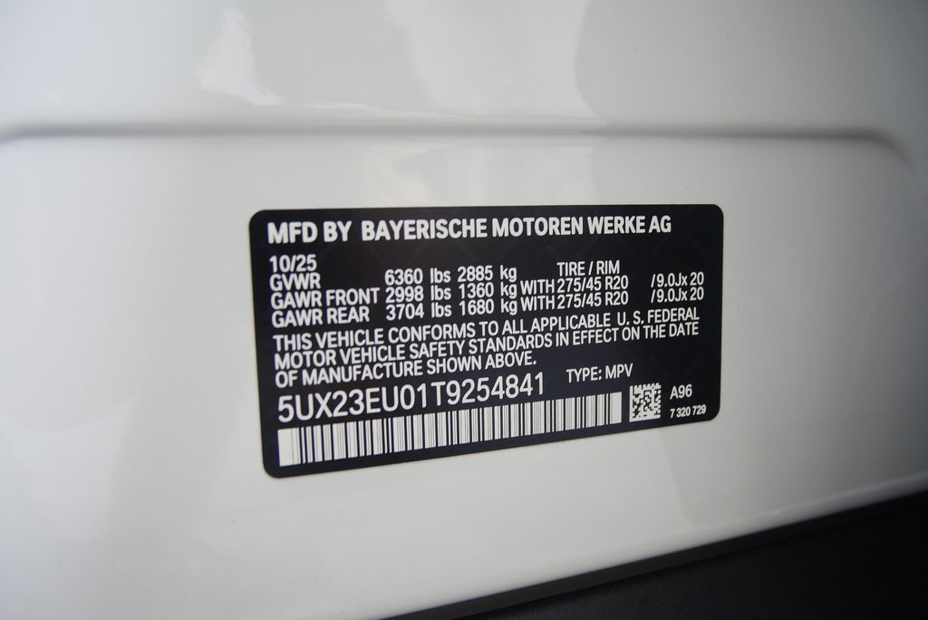 Thumbnail: 2026 BMW X5 - 25