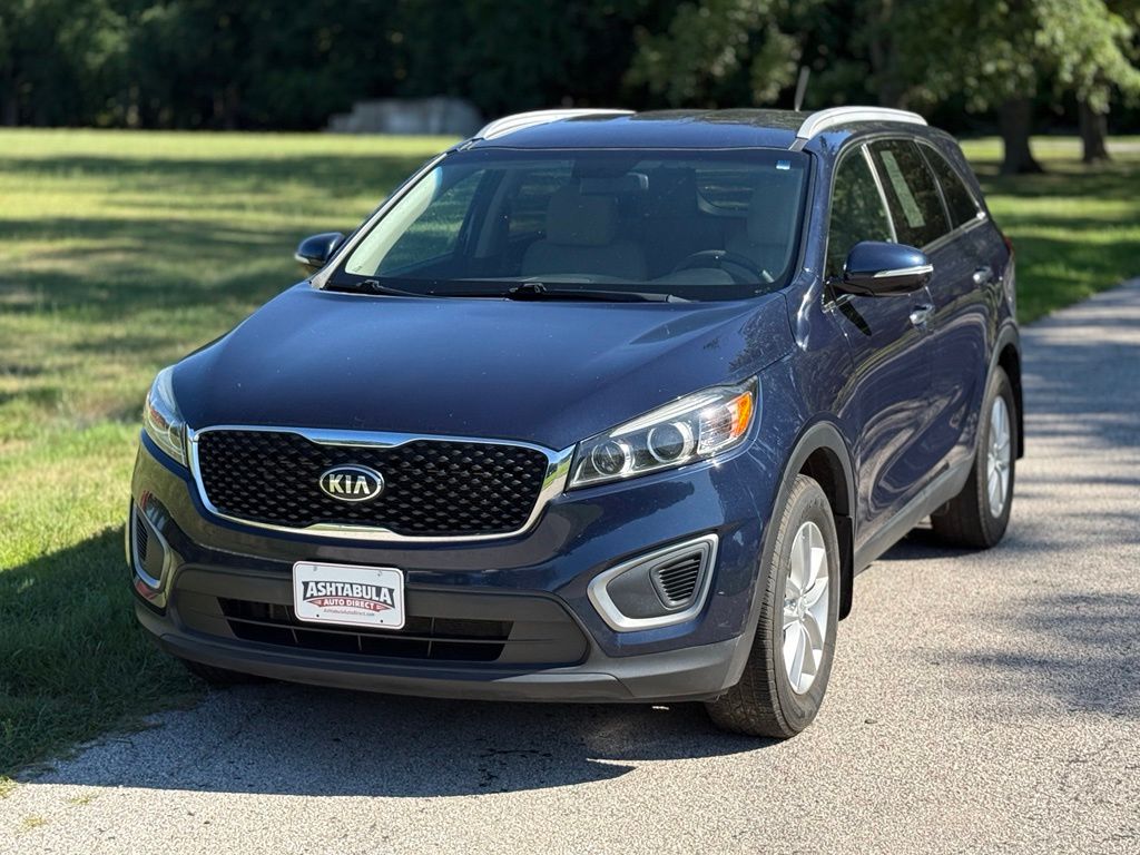 Blue 2017 Kia Sorento SUV / Crossover Front-Wheel Drive 6-Speed Automatic