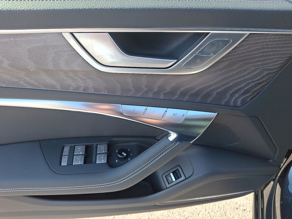 Thumbnail: 2025 Audi A6 - 12