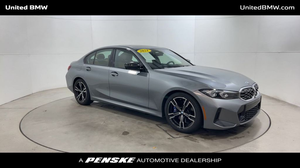 Thumbnail: 2024 BMW 3 Series - 2