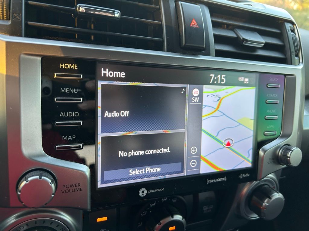 2021 Toyota 4Runner SR5 25