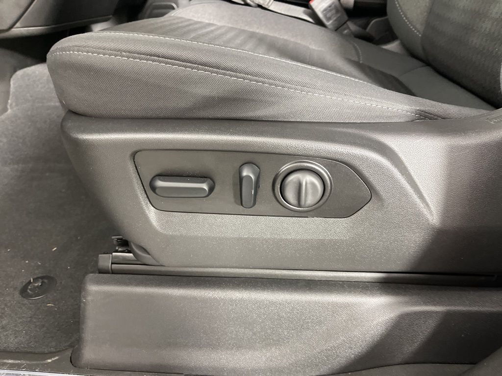 Thumbnail: 2021 GMC Sierra 1500 - 21