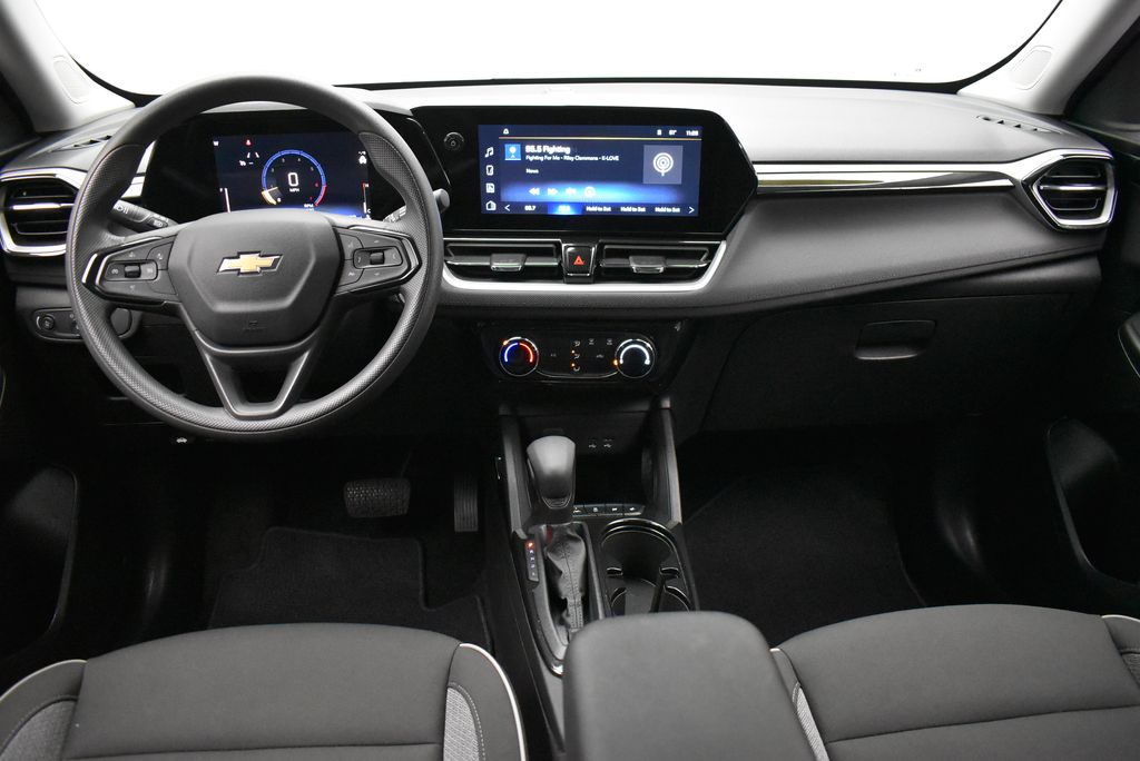 Thumbnail: 2025 Chevrolet TrailBlazer - 26