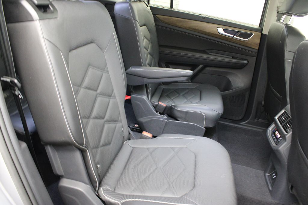 used 2024 Volkswagen Atlas car, priced at $29,499