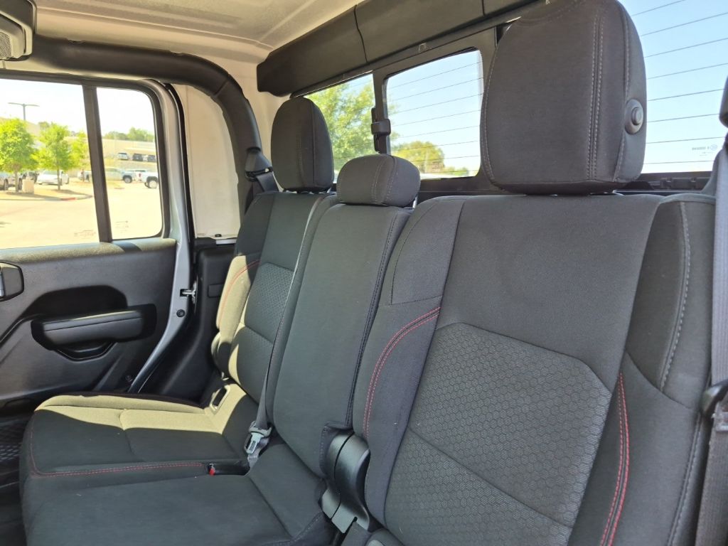 Used Car 2021 Jeep Gladiator  Rubicon For Sale Under $35,000 In Austin, Texas