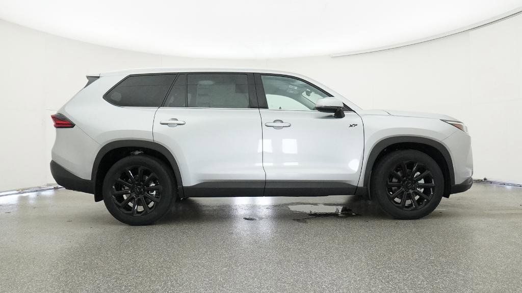 Thumbnail: 2025 Toyota Grand Highlander - 6