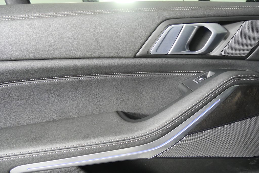 Thumbnail: 2024 BMW X5 - 13