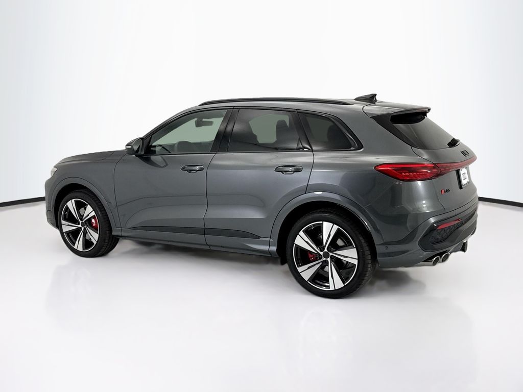 Thumbnail: 2026 Audi SQ5 - 7