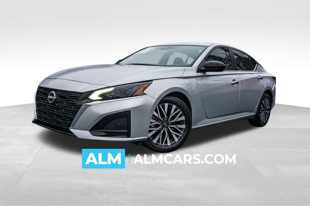 2024 Nissan Altima SV